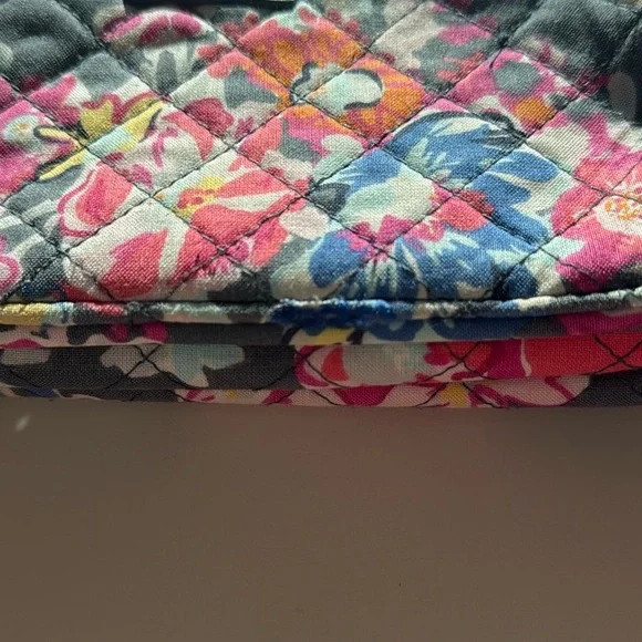 Vera Bradley RFID Audrey wallet‎ - Picture 8 of 9